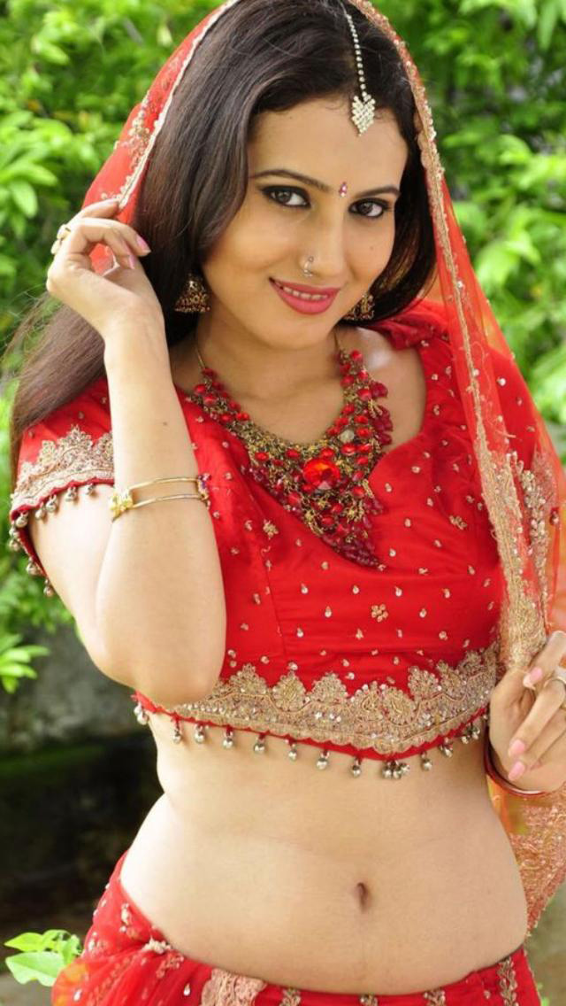 Bold Bollywood Heroines | Bold Celebrity Photos | Page 2 | Welcomenri
